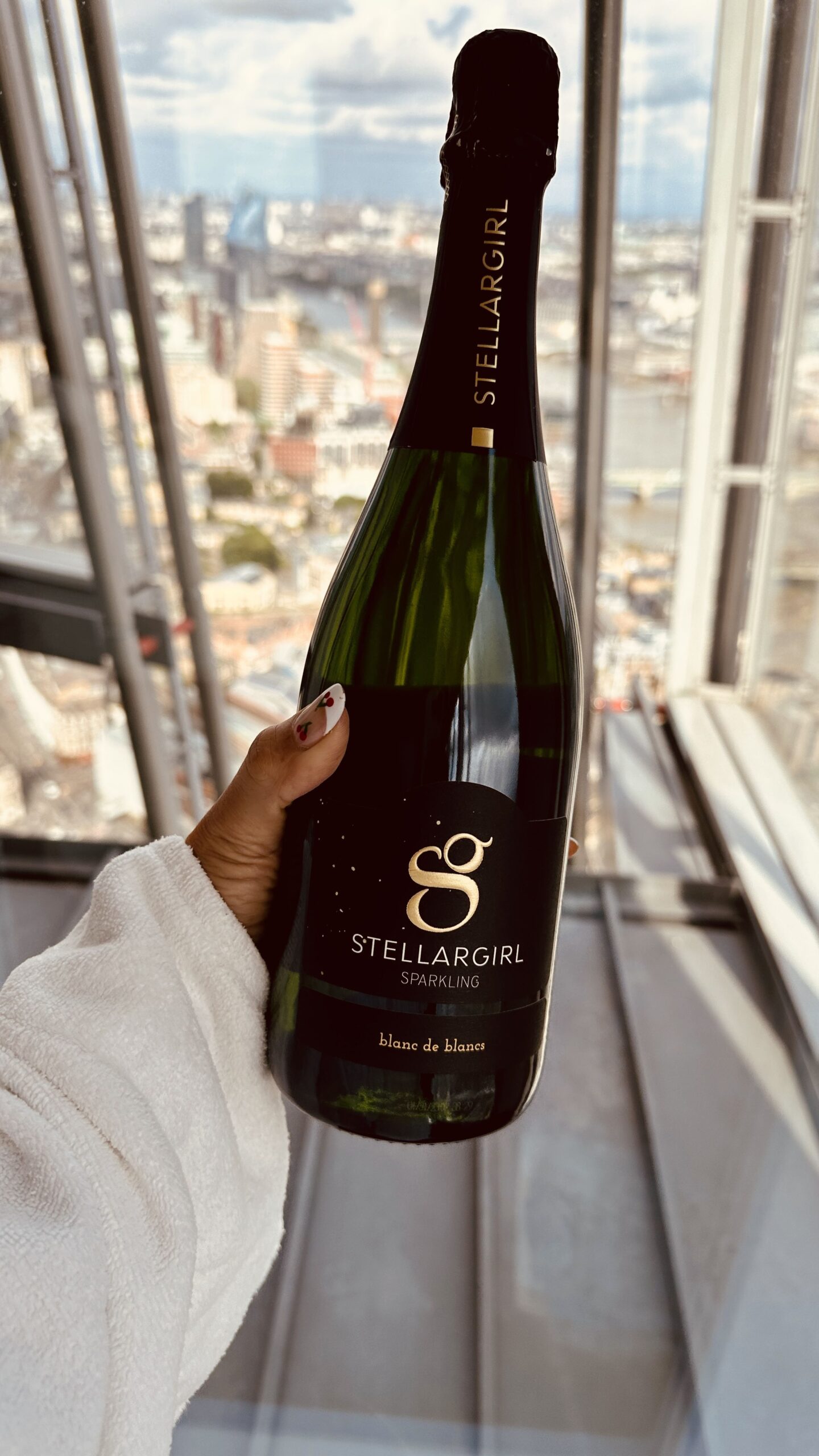 4-Pack of STELLARGIRL Blanc de Blancs - Image 3